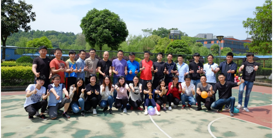 長沙力拓電子科技有限公司四月春游活動(dòng)